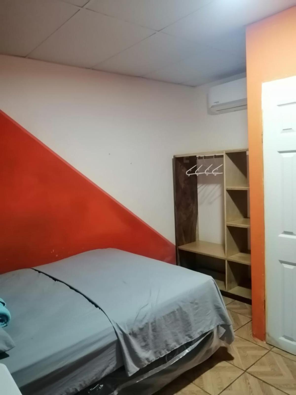 Hostal Nina Oly Tamanique エクステリア 写真