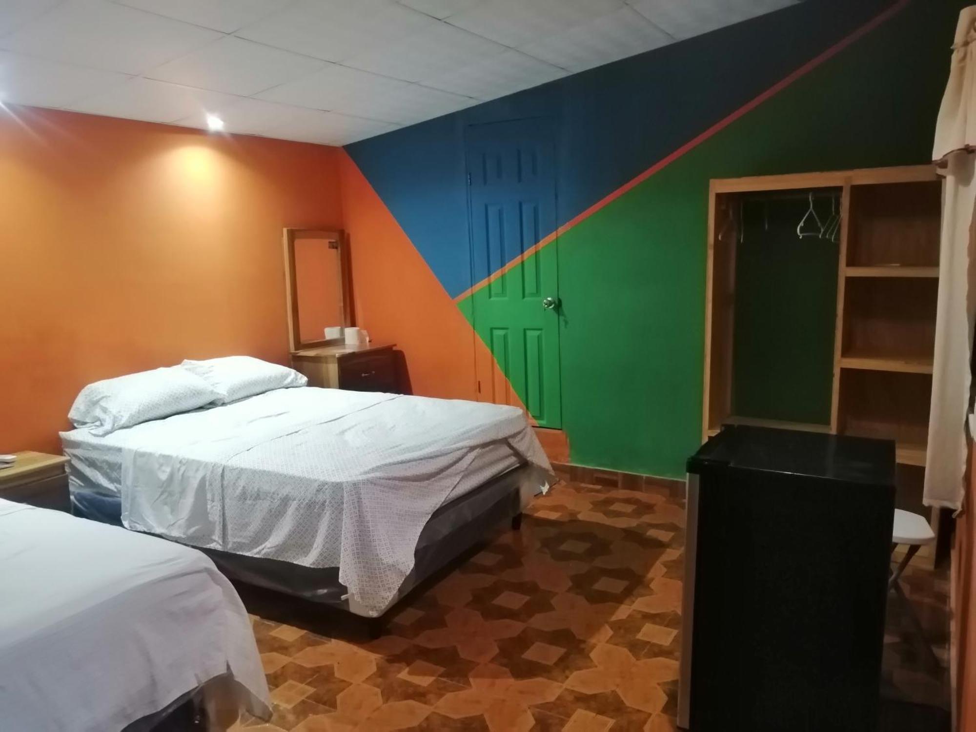Hostal Nina Oly Tamanique 部屋 写真